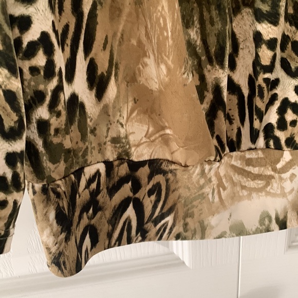 LauraPlus Ladies top - Picture 7 of 8